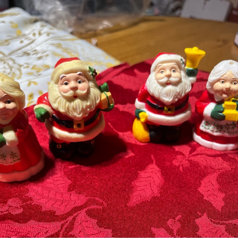 Festive Santa and Mrs. Claus Salt/Pepper Shakers